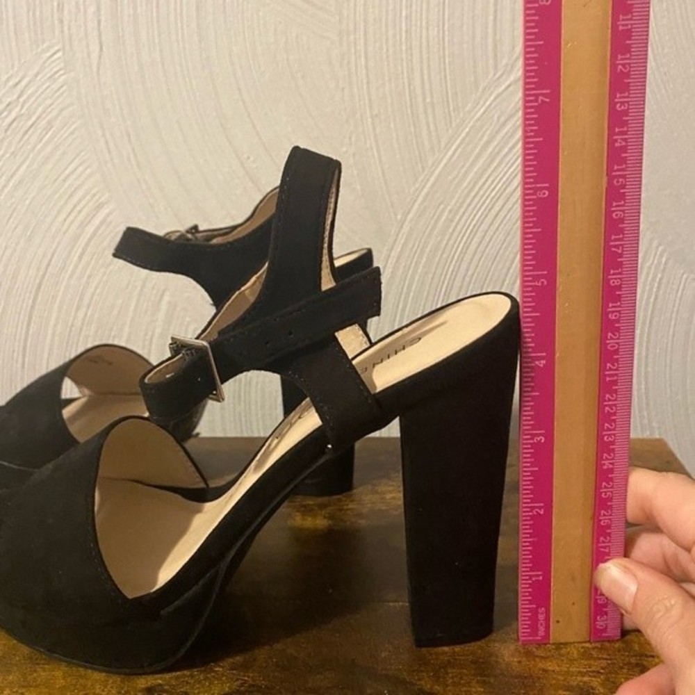 Chinese Laundry Z-Aced micro sued heels; US 7 - Picture 5 of 7